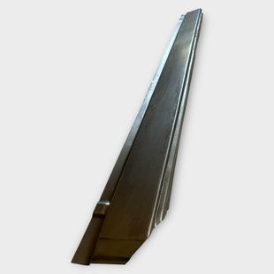 Порог наружный, низ короба ВАЗ 2101,02,03,04,05,06,07 правый 2644 фото